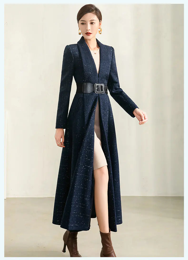 Chic Blue Plaid Velvet Coat for Women